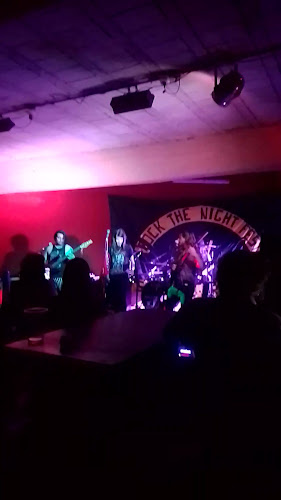 Oktubre Drugstore Bar - Gastronomía y hostelería