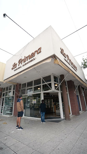 Opinii despre La Primera Cafe în Mar del Plata - Gastronomía y hostelería