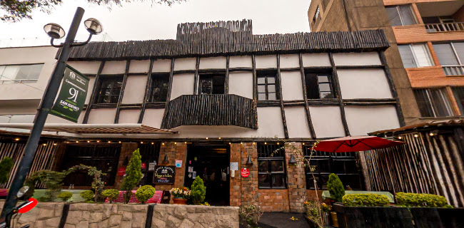 Antica Pizzería - San Isidro