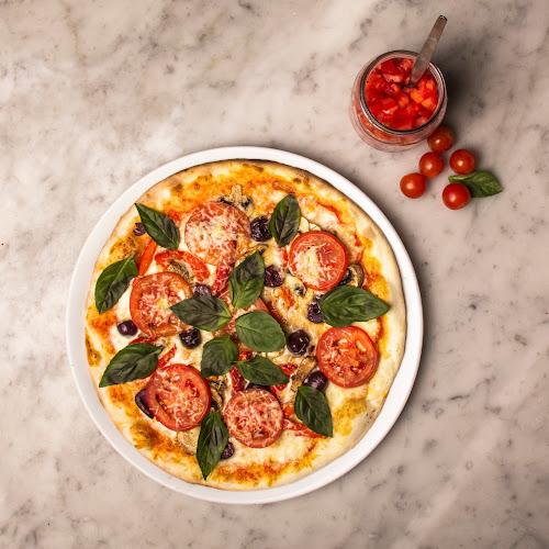 Opinii despre Antica Pizzería în San Isidro - Gastronomía y hostelería