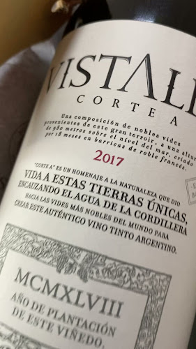 Entre Amigos Vinoteca - Gastronomía y hostelería