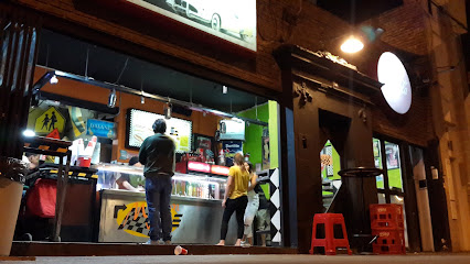 MILTON, Comida Urbana