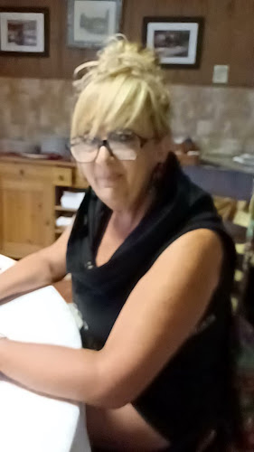 C. la Vega, 39, 33600 Mieres, Asturias, España