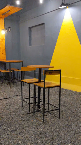 Opinii despre JK Burger Store în Gral. Roca - Gastronomía y hostelería