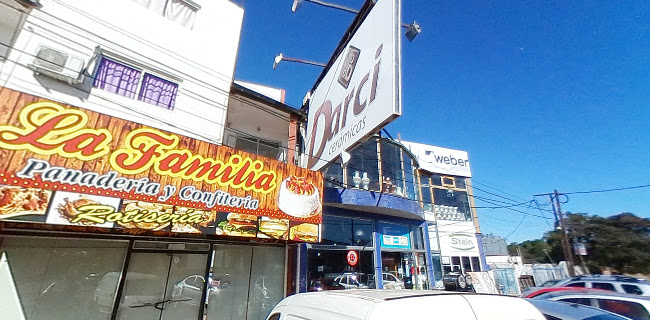 Panadería y Confitería La Familia
