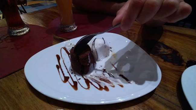 Brasov Grill & Bowl - Gastronomía y hostelería