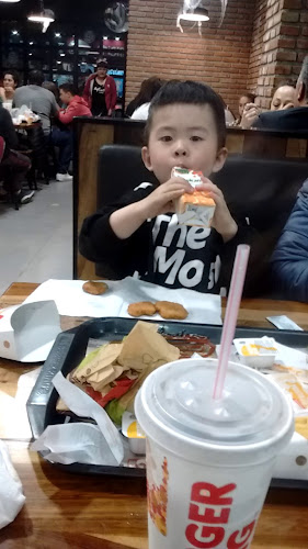 Opinii despre Burger King - Sucursal Lomas în Buenos Aires - Gastronomía y hostelería