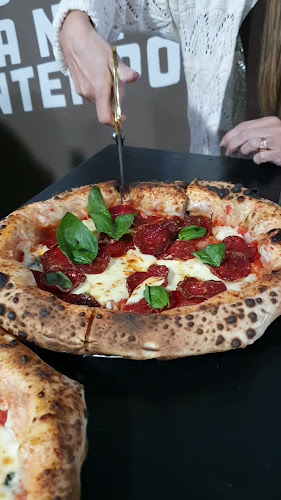 Opinii despre Bizzo Pizza în Bahía Blanca - Gastronomía y hostelería