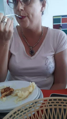 Opinii despre Restaurante Erika în Col. Santa Rosa - Gastronomía y hostelería