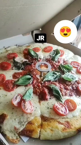 Opinii despre Pizzería JR în Bosques - Gastronomía y hostelería
