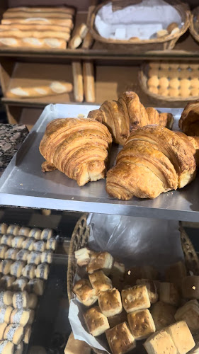 Opinii despre Santa Teresita Panadería în esquina - Gastronomía y hostelería