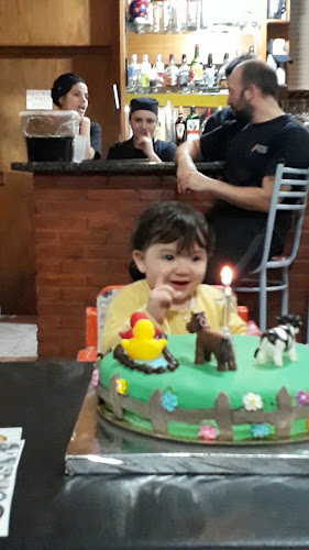 Opinii despre Stones Bowling în Santa Rosa - Gastronomía y hostelería