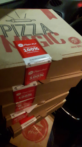 Opinii despre Pizza Hut - Bolivar în San Miguel de Tucumán - Gastronomía y hostelería