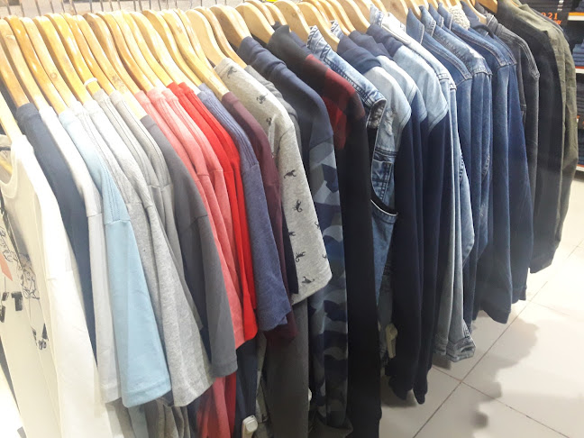 BRONCO - La Victoria