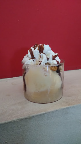 Comentarii opinii despre Rosmari Helados