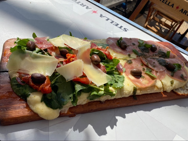 Comentarii opinii despre Arte bar