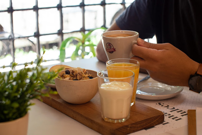 Opinii despre Dai Sladky - Pastelería y Casa de té în Santa Fe de la Vera Cruz - Gastronomía y hostelería