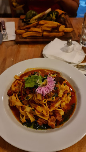 Opinii despre CUT Resto în Vicente López - Gastronomía y hostelería