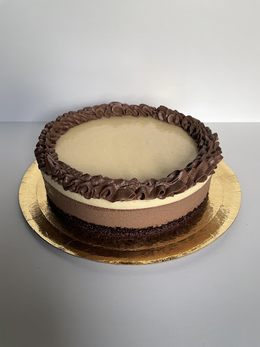 DELICES PASTELERÍA ROSARIO 🍰 - Gastronomía y hostelería