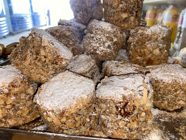 Panadería La Tradicional - Gastronomía y hostelería