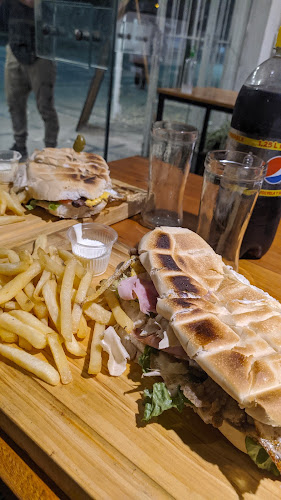 Cafeteria & Panaderia Regional - Gastronomía y hostelería