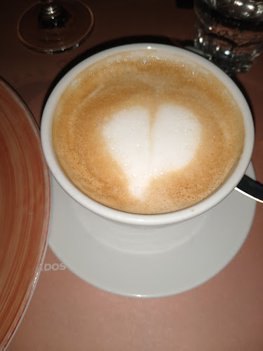 Comentarii opinii despre Mecenas. La casa de la familia Espiria