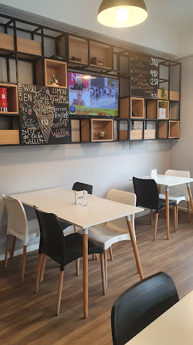 Wollen Heladeria y Cafeteria