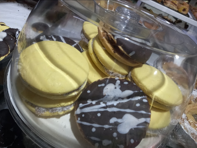 Comentarii opinii despre Panadería y Confitería 'Matheu'