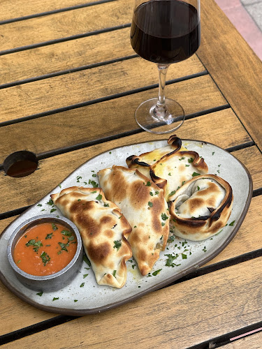 Hueso - Parrilla & Bar - La Plata