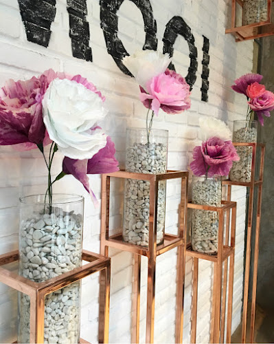 Av. del Libertador 105, B1638 Vicente López, Provincia de Buenos Aires