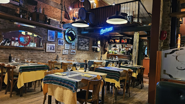 Opinii despre Pavarotti Restaurante Bodega în Bahía Blanca - Gastronomía y hostelería