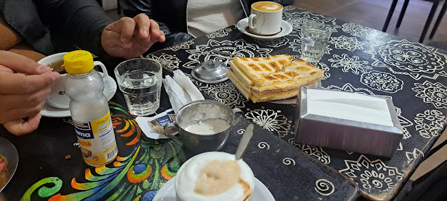 Frutillita helados/ cafe/ panaderia