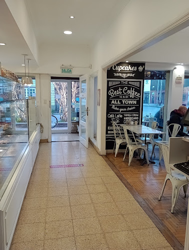 Comentarii opinii despre De TopCake