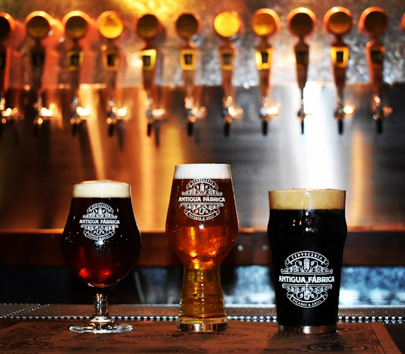 ANTIGUA FABRICA BAR