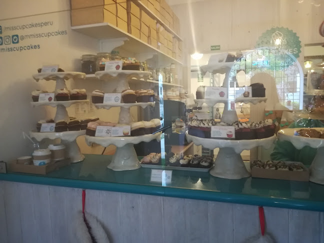 Av. 28 de Julio 810, Miraflores 15074, Perú