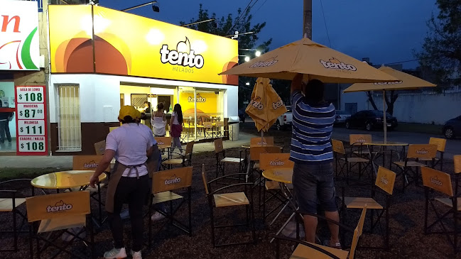 Opinii despre Tento Helados Aristóbulo 5700 în Santa Fe de la Vera Cruz - Gastronomía y hostelería