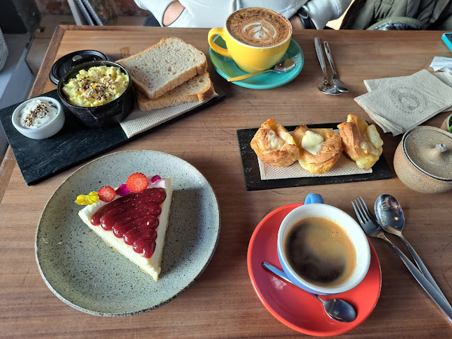 Av. Julio Argentino Roca 681, U9120 Puerto Madryn, Chubut