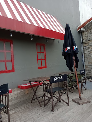 Adorado Cafe & Bar - Gastronomía y hostelería