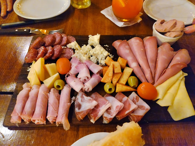 Comentarii opinii despre Brilon bar