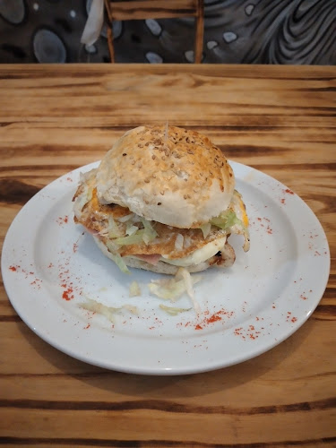 Costa Brava Food & Drugstore 2 - Corrientes