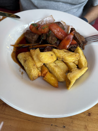 C. Atahualpa 175, Miraflores 15074, Perú