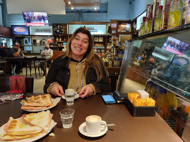 Av. 13 272, B1900 La Plata, Provincia de Buenos Aires