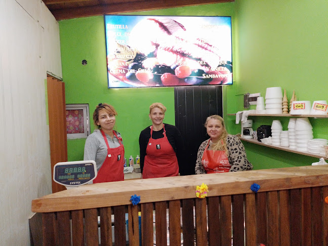 Opinii despre Heladeria maru în La Lonja - Gastronomía y hostelería