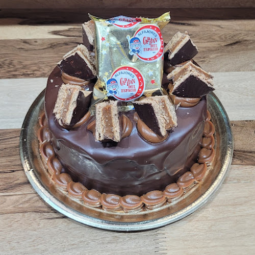 Opinii despre Confitería la Mitre în Florencio Varela - Gastronomía y hostelería