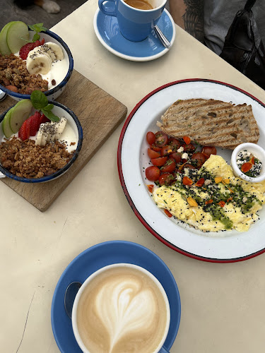 Juan Bautista de LaSalle 441, B1642 San Isidro, Provincia de Buenos Aires