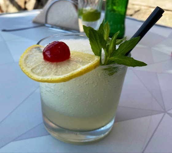 Comentarii opinii despre Arte bar