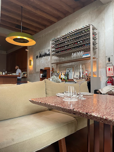 C. Colón 501, Miraflores 15074, Perú