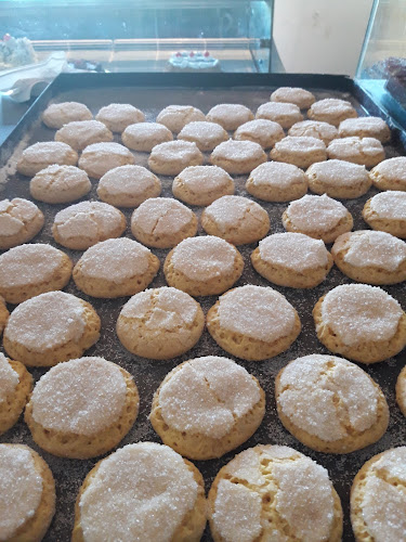 Opinii despre Panaderia - Confiteria la Tropilla Comidas Para Llevar în La Plata - Gastronomía y hostelería