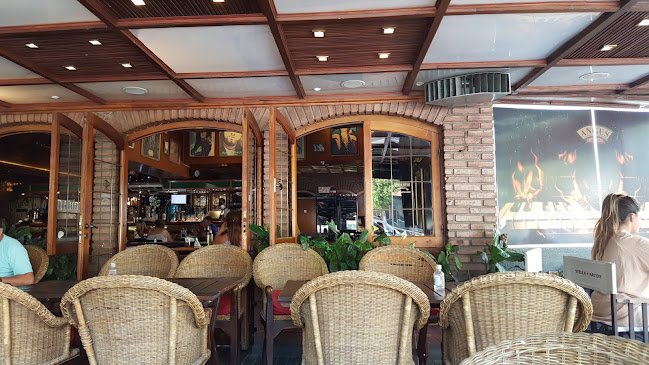 Comentarii opinii despre Angus Café & Resto