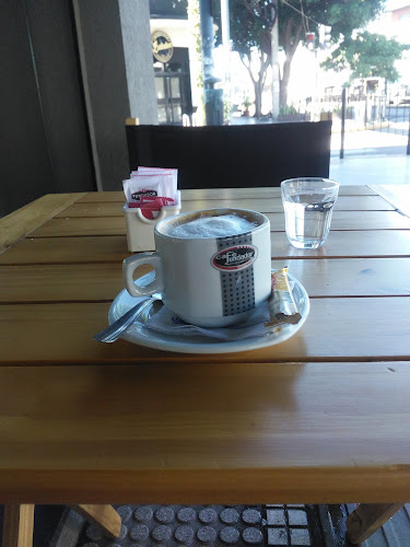 Opinii despre CR helados & café în BTC - Gastronomía y hostelería